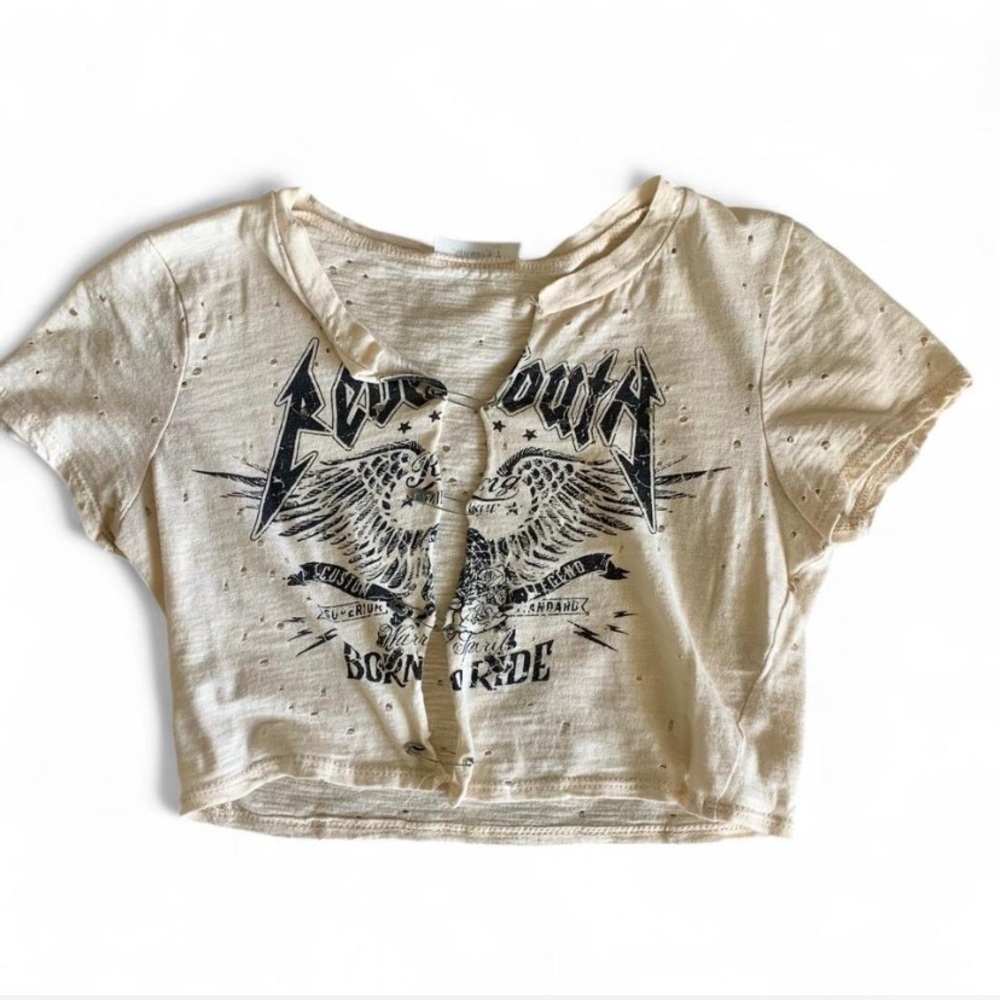 Vintage Style Distressed Crop Tee